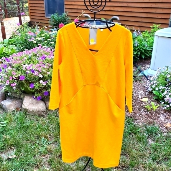 Boden Bronte Ottoman Yellow Rib Textured Knit 3/4 Sleeve Vneck Sz. 12L Dress - Picture 1 of 11